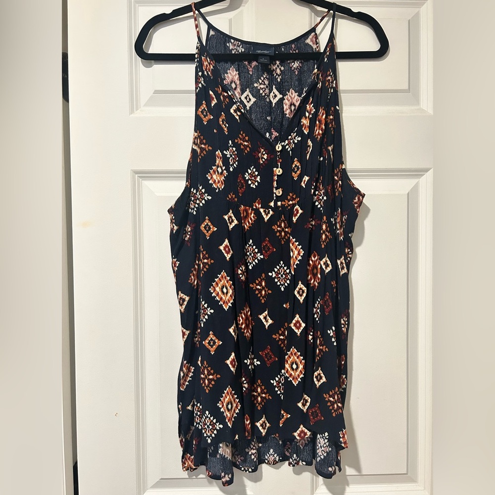 Daytrip Navy Crinkle Henley Flowy Tunic Tank Top - Picture 2 of 14